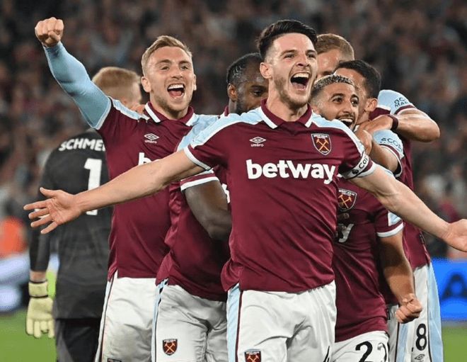 历史上中锋20分+10助攻场次：约基奇165次断档领跑