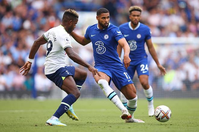 约基奇34+10+9+单节18分暴走创神迹，掘金险胜火箭！杜兰特14中5，申京16中6